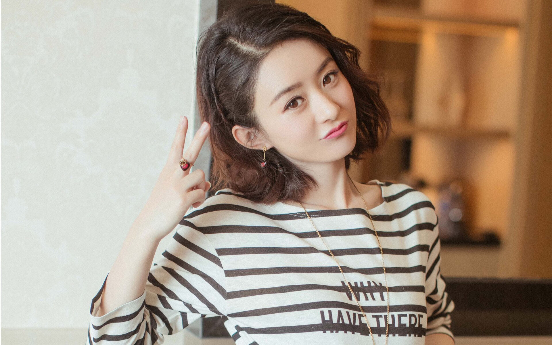 布克称团队信任是胜利基础,信任是一个团队建立的基础